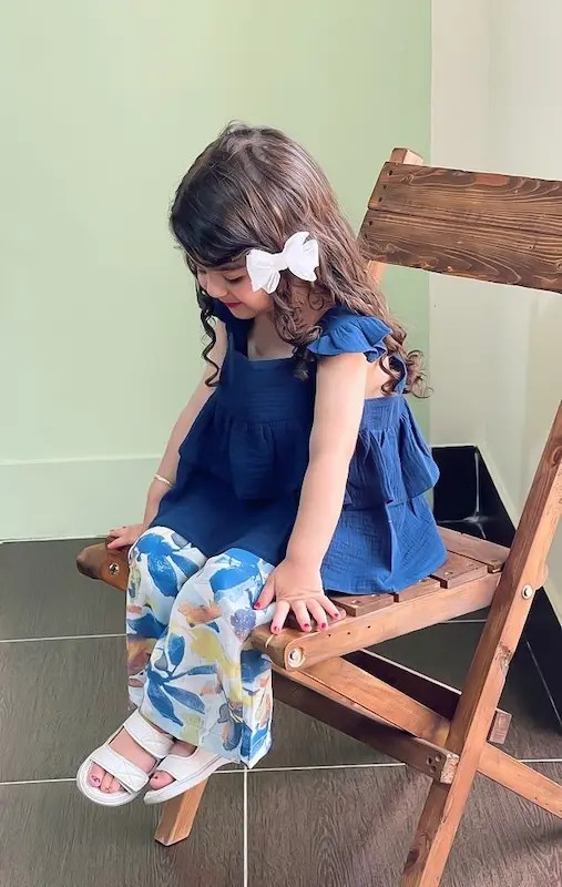 ست تابستانی دخترانه مدل آیلا (تاپ دکلته و شلوارک)